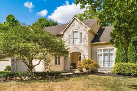 Exterior - 5596 Caplestone Ln, Dublin, OH 43017 photo 2 of 13