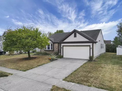 4373 Charleston Ridge Ct, Grove City, OH 43123