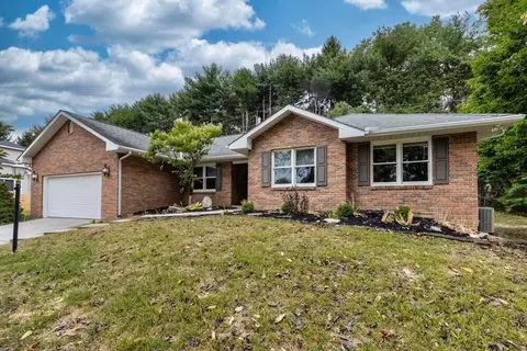 261 Pairan Ln, Lancaster, OH 43130