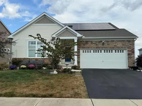 318 Benjamin St, Delaware, OH 43015 photo 2