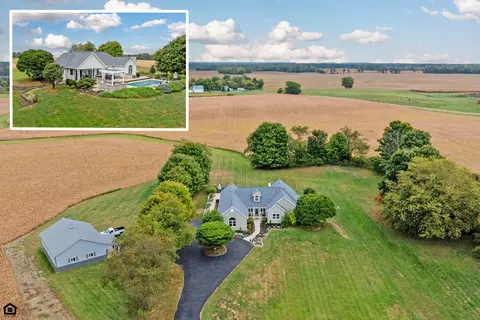10778 Briar Rd, Centerburg, OH 43011