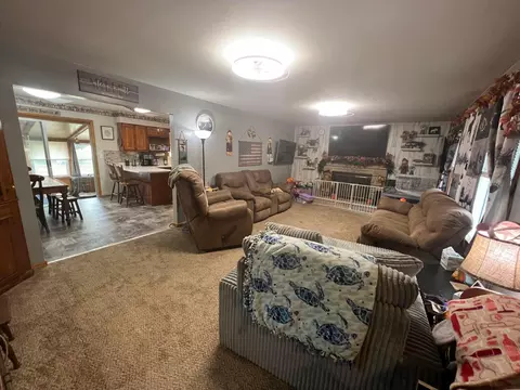 178 N 39th St, Newark, OH 43055