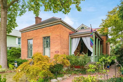 1042 Highland St, Columbus, OH 43201