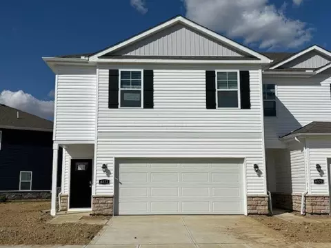 6372 S Marinelli Dr, Columbus, OH 43228