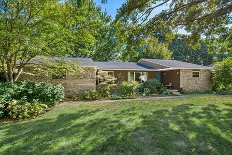 1675 Marshlyn Ct, Columbus, OH 43220