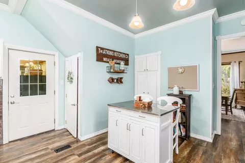 Kitchen - 11190 Borror Rd, Orient, OH 43146 photo 2 of 2