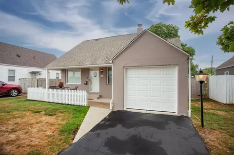 553 Morse Rd, Columbus, OH 43214