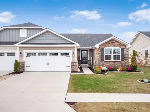 2493 Mcclouds Sq, Marysville, OH 43040
