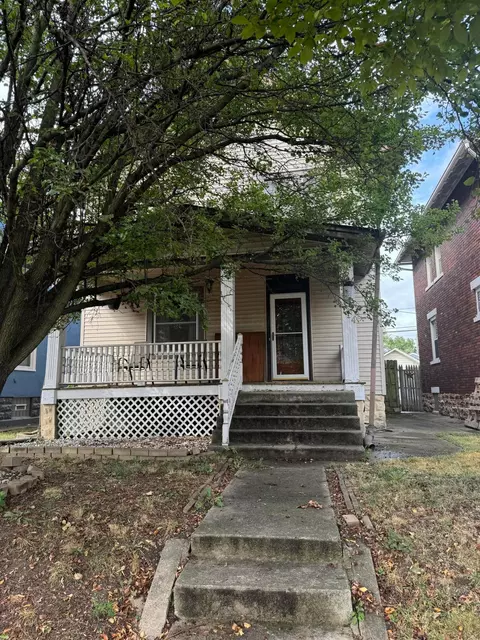 714 E Whittier St, Columbus, OH 43206
