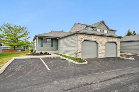 9161 Parkpoint Ln, Lewis Center, OH 43035