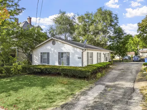 149 E Central Ave, Delaware, OH 43015 photo 2