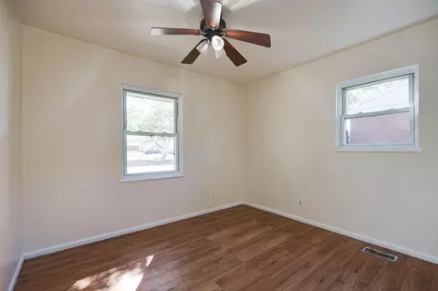 Bedroom - 2045 Sturgeon Street St, Springfield, OH 45506 photo 2 of 4