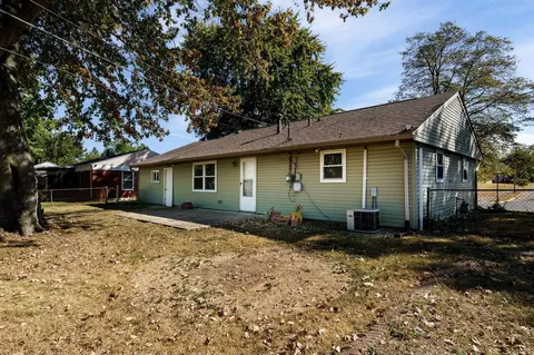 Exterior - 2045 Sturgeon Street St, Springfield, OH 45506 photo 6 of 6