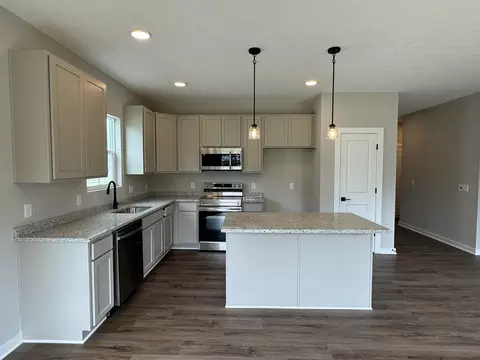 85 Oldham Ct, Delaware, OH 43015 photo 5