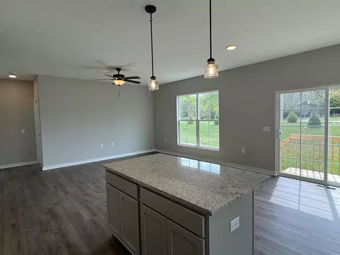 85 Oldham Ct, Delaware, OH 43015 photo 3