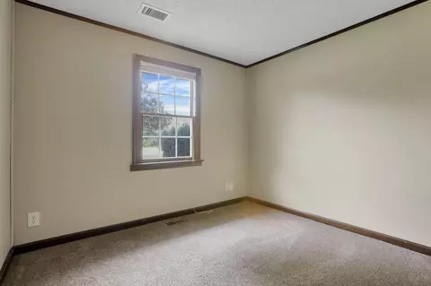 6479 State Route 56, Circleville, OH 43113 photo 7