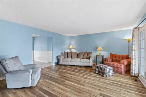 562 Mapleview Ln, Circleville, OH 43113 photo 7