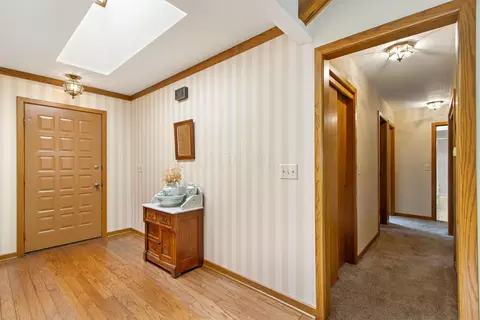 Entry Way - 5306 Roscommon Rd, Dublin, OH 43017 photo 1 of 1