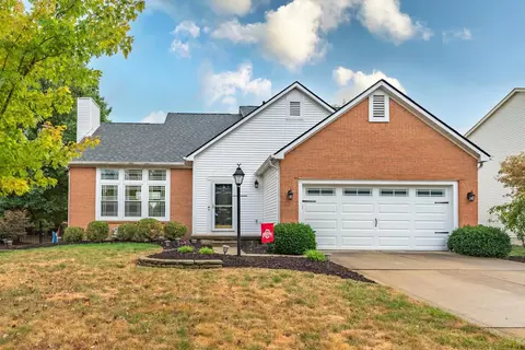 5323 Old Creek Ln, Hilliard, OH 43026