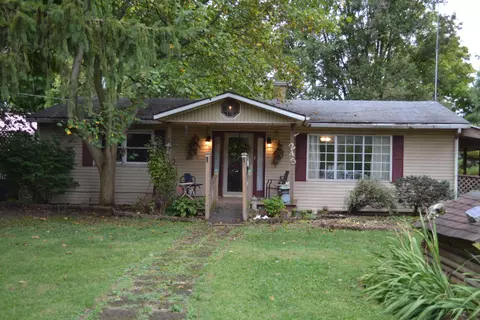 245 W Main St, Tarlton, OH 43156