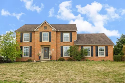2364 Parklawn Dr, Lewis Center, OH 43035