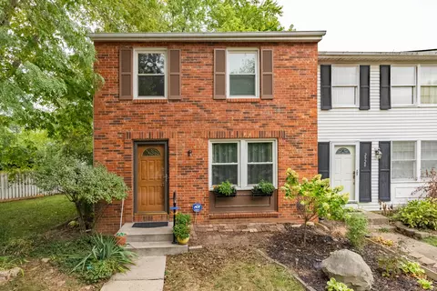 2924 Hollyhead Dr, Dublin, OH 43017