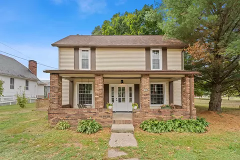 101 E Broad St, Glenford, OH 43739