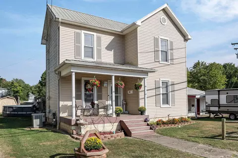 531 S Main St, New Lexington, OH 43764
