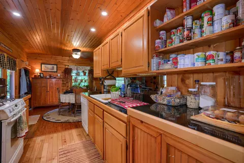 21582 Winstead Rd, Circleville, OH 43113 photo 13
