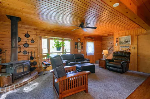 21582 Winstead Rd, Circleville, OH 43113 photo 7
