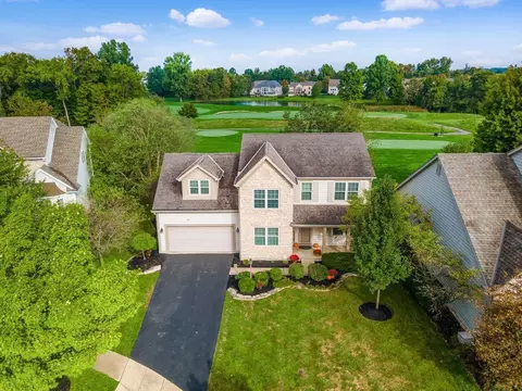4700 Houston Pond Dr, Powell, OH 43065