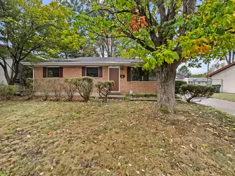 4665 Healy Dr, Columbus, OH 43227