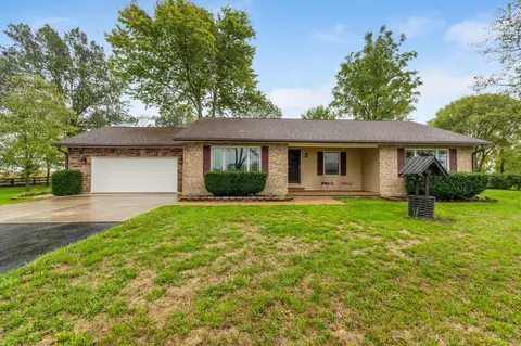 7330 Justus Rd SW, Stoutsville, OH 43154