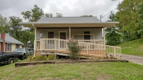 1873 Chandlersville Rd, Zanesville, OH 43701