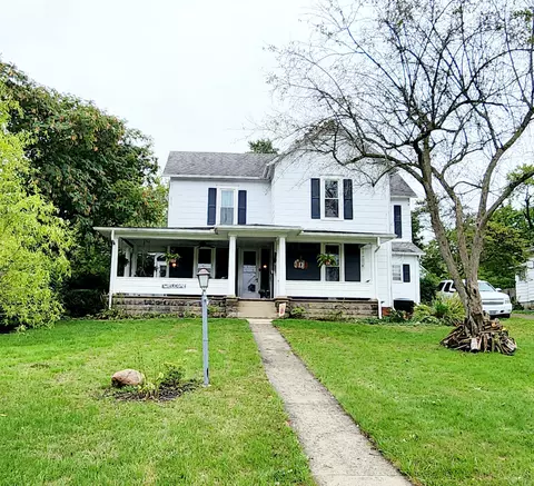 425 W Circle Ave, Washington Court House, OH 43160