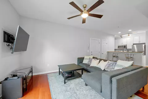 123 E Noble St #1, Columbus, OH 43215