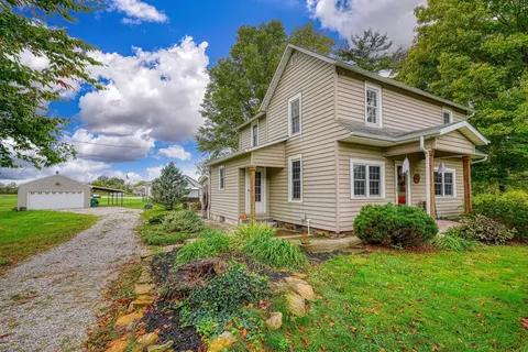 8455 Lithopolis Rd, Carroll, OH 43112