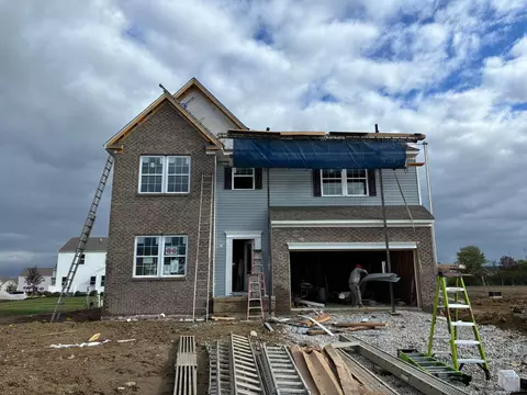 4402 Honey Palm Dr, Grove City, OH 43123