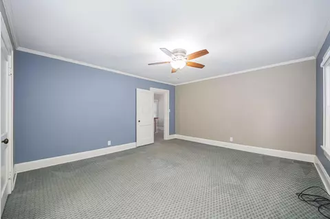 Bedroom - 1000 E 5th Ave, Lancaster, OH 43130 photo 4 of 6