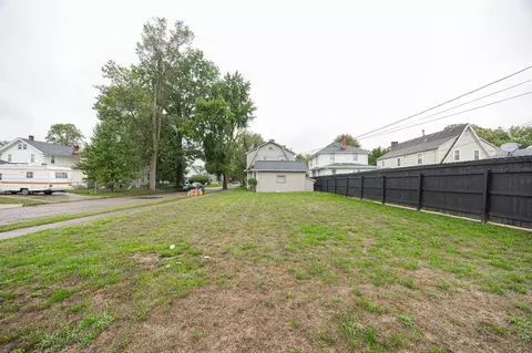 Exterior - 1000 E 5th Ave, Lancaster, OH 43130 photo 14 of 28