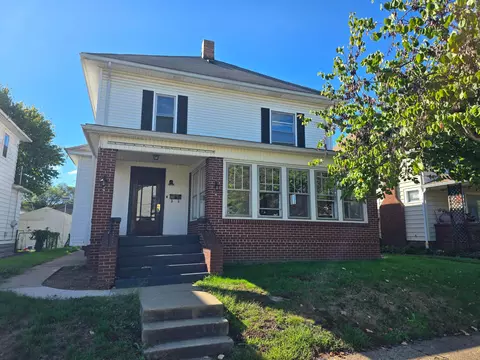 325 Mcclain Ave, Coshocton, OH 43812