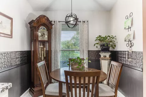 Dining - 1896 Barnard Dr, Powell, OH 43065 photo 1 of 2