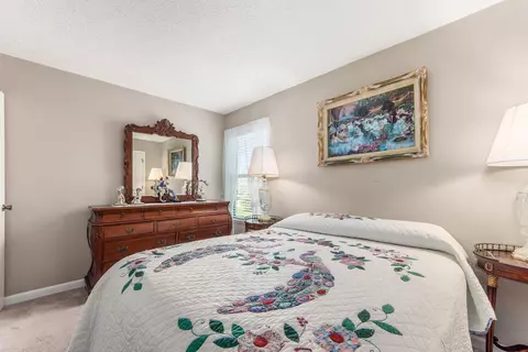 Bedroom - 1896 Barnard Dr, Powell, OH 43065 photo 3 of 7