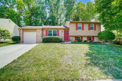 3901 Orange Blossom Ln, Columbus, OH 43230