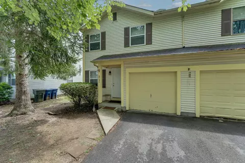 3731 Heatherglen Dr, Columbus, OH 43221