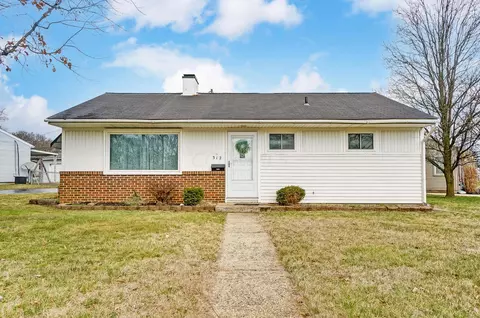 312 Madison Dr W, West Jefferson, OH 43162