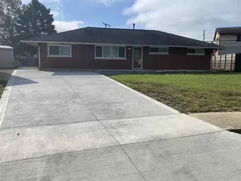 3425 Michael Ct, Columbus, OH 43204