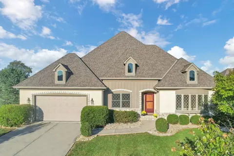 1738 Tuscarora Dr, Grove City, OH 43123