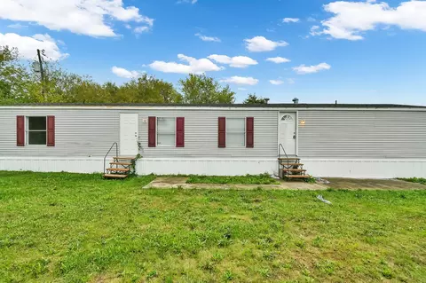 71 Biddle Blvd #49, Bloomingburg, OH 43106