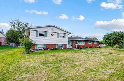546 Adrian Ct, Fairborn, OH 45324